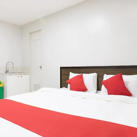 Oyo 152 Sangco Condotel-3